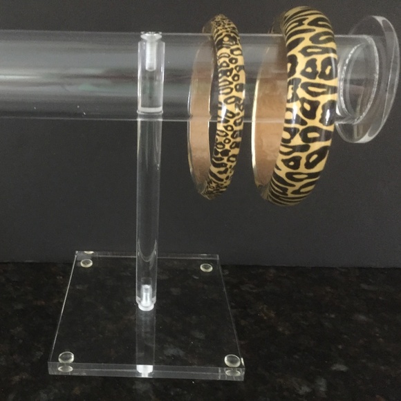 Joan Rivers Classics Collection Set of 2 Call of the Wild Lucite Bangles/NEW! - Picture 2 of 2